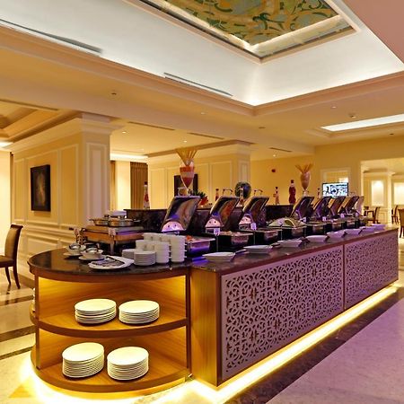 Ramada Riyadh Hotel Esterno foto