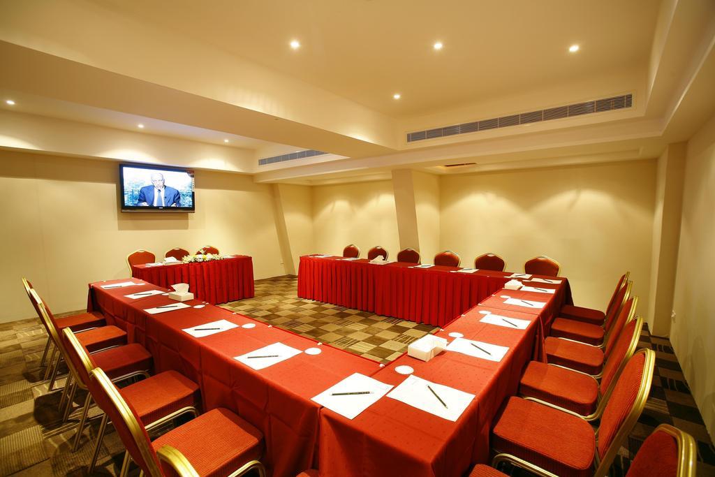 Ramada Riyadh Hotel Servizi foto
