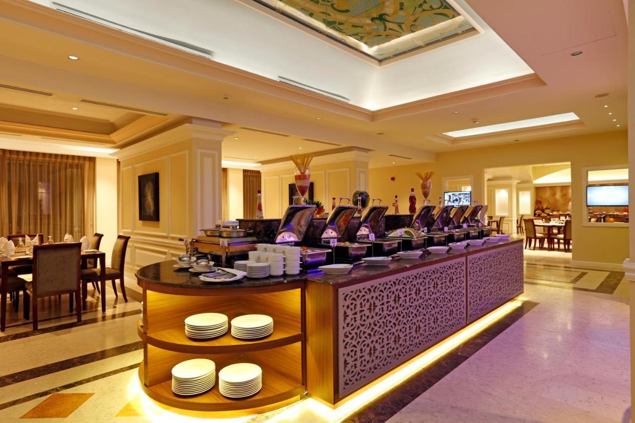 Ramada Riyadh Hotel Esterno foto