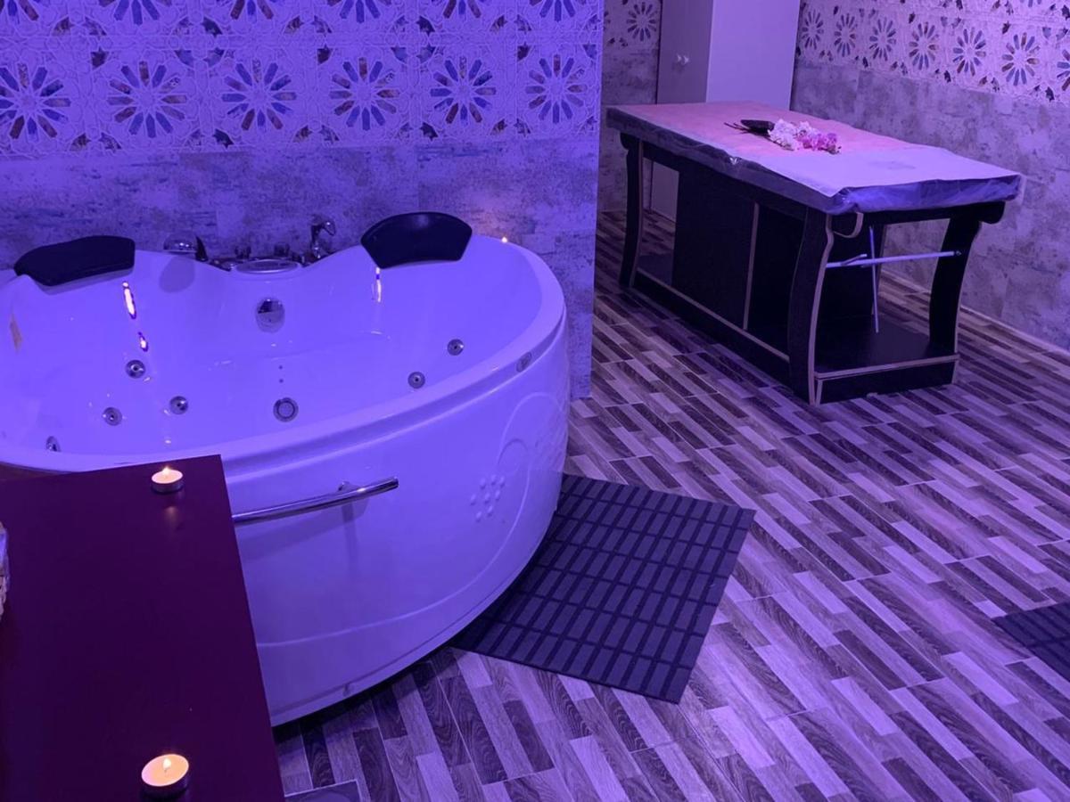 Ramada Riyadh Hotel Esterno foto