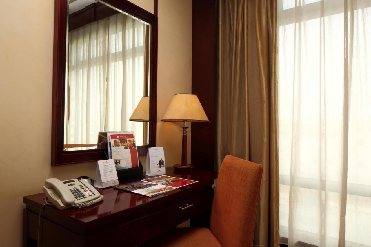 Ramada Riyadh Hotel Esterno foto