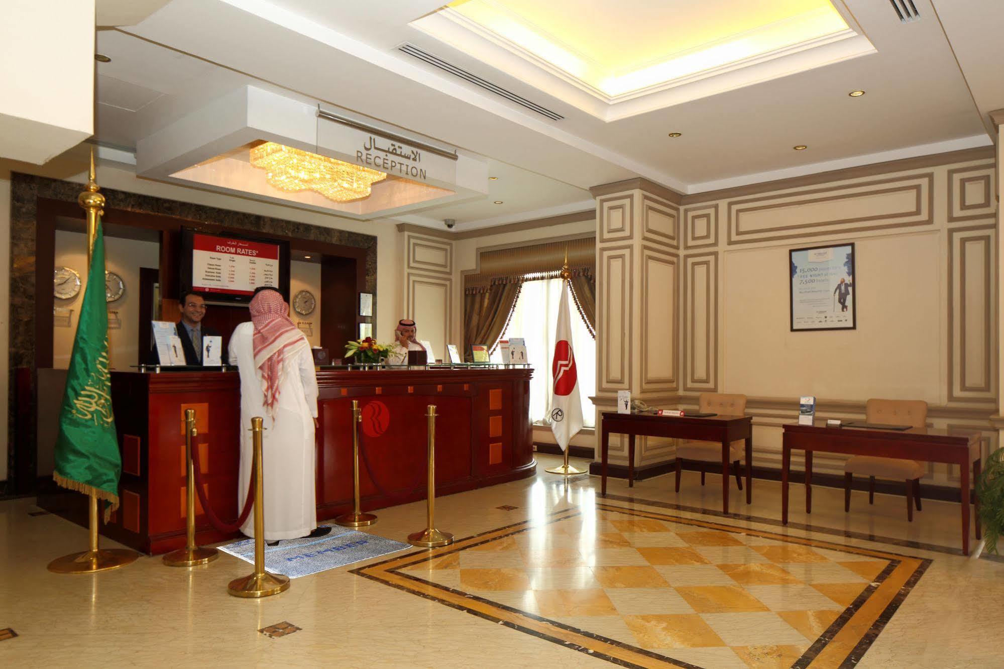 Ramada Riyadh Hotel Esterno foto